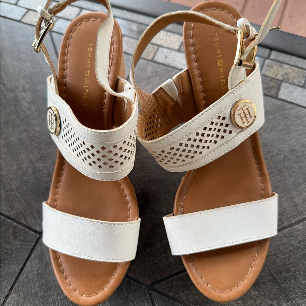 Tommy Hilfiger White and Tan Sandals